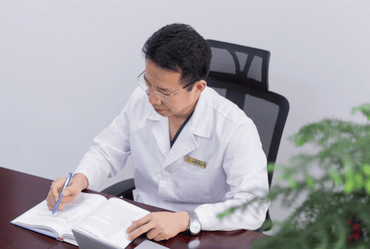 PGS.TS.BS Trần Ngọc Sơn: Áp lực phẫu thuật nhi và bài toán thế hệ kế cận (Phần 2)